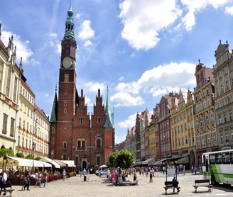 Oferujemy profesjonalne schody strychowe we Wrocławiu w niskiej cenie. Zapewniamy optymalne schody strychowe we Wrocławiu każdego dnia tygodnia. Gwarantujemy optymalny montaż schodów strychowych we Wrocławiu już dziś !